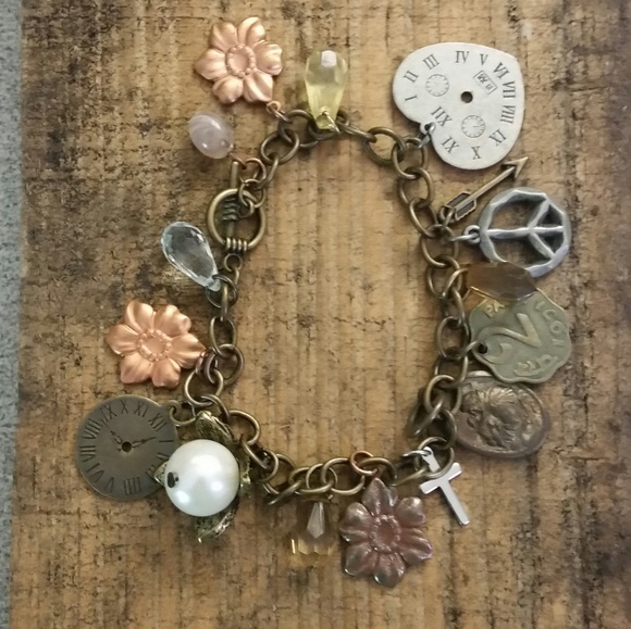 Charm Bracelet/Mixed Metals - Picture 1 of 3